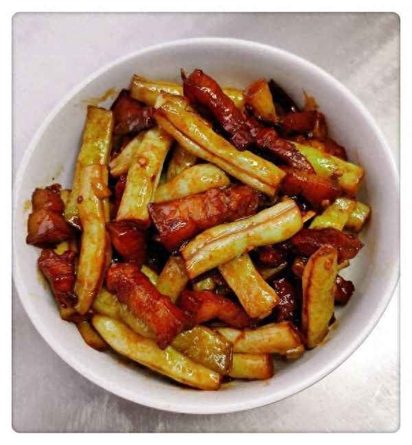 豆角紅燒肉簡單做法大全_五花肉燉豆角怎么做好吃