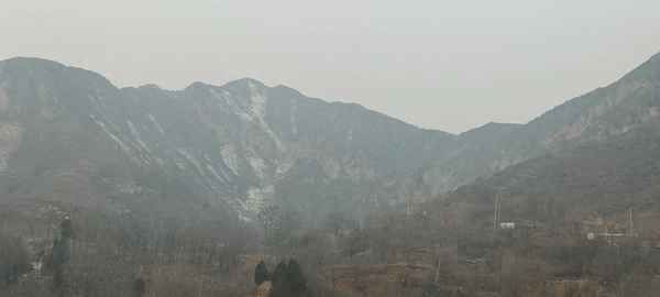 衣冠简朴古上一句是什么—衣冠简朴上一句