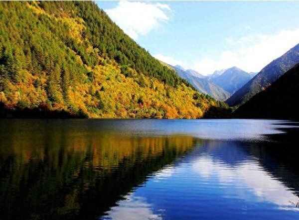 九寨溝88紀念石,88九寨溝巨石