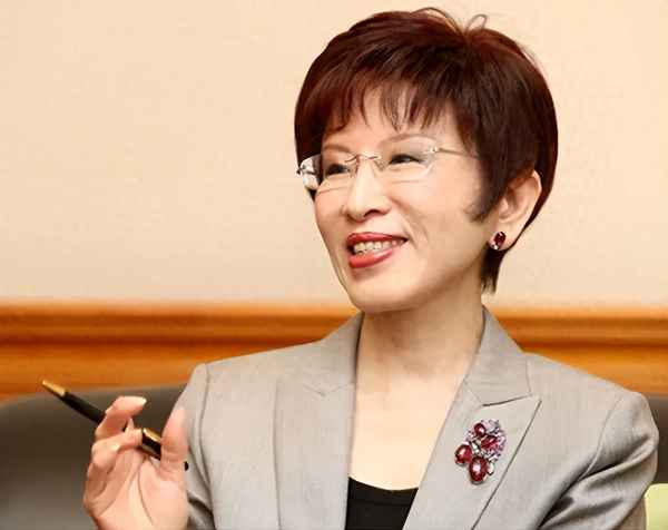 科目三收費600要給嗎-科目三800的費用是什么