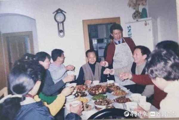 家庭閱讀事跡簡介,親子共讀事跡簡介300字