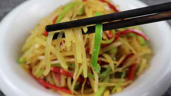 炒土豆絲的注意事項(xiàng)-炒土豆絲食譜