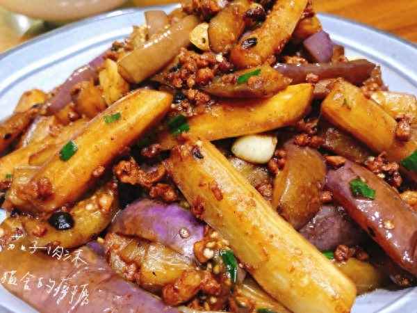 肉末茄子丁的做法大全,肉末茄子飯店正宗做法