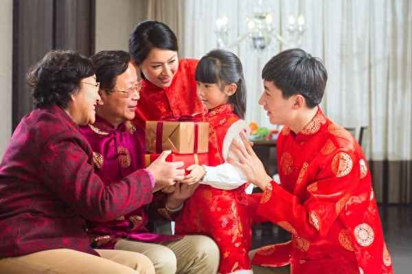 升學酒怎么寫邀請函、邀請函簡短大氣