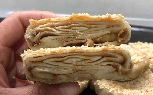 麻醬卷子的做法竅門(mén)(麻醬卷營(yíng)養價(jià)值及功效)