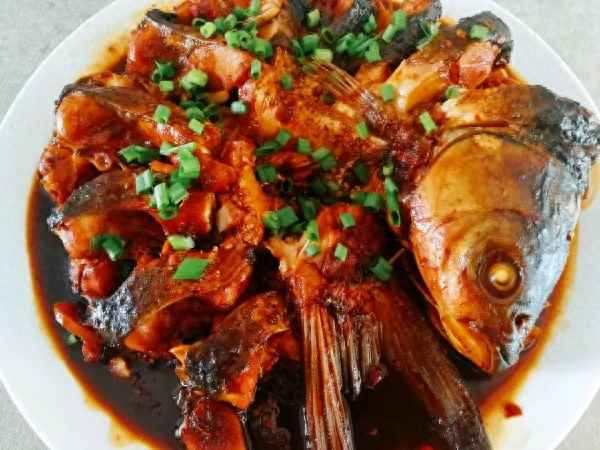 草魚(yú)怎么燉好吃又簡(jiǎn)單、草魚(yú)怎么燉好吃又簡(jiǎn)單家常的視頻