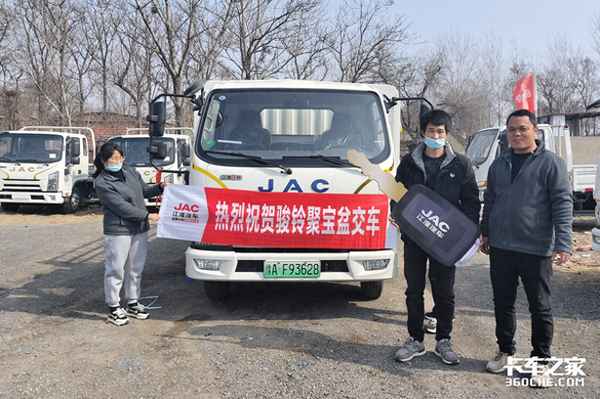 小轎車1000公里油費多少_小轎車1000公里油費多少錢