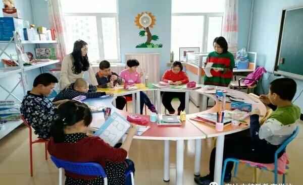 安達市特殊教育學校,安達市特殊教育學校中秋節