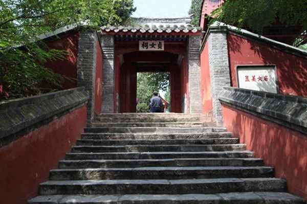 王家大院開放時間-王家大院晚上能參觀嗎