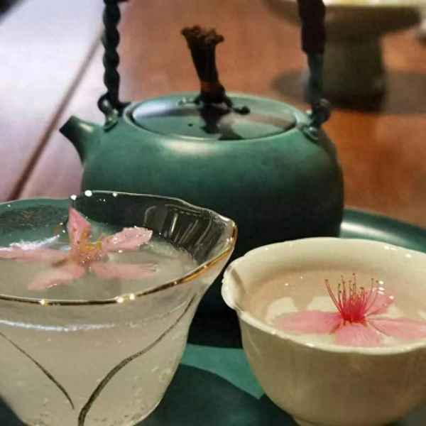 桃花酒价格表和图片,桃花酒贵吗