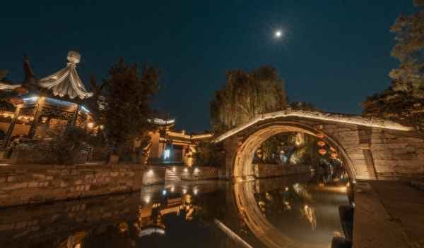 诗词中的悲伤含义;最伤心的情诗