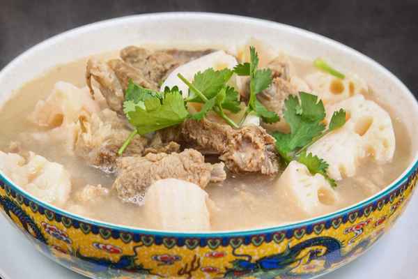 肉片湯怎么做又嫩又好喝-肉片湯怎么做又嫩又好喝簡單