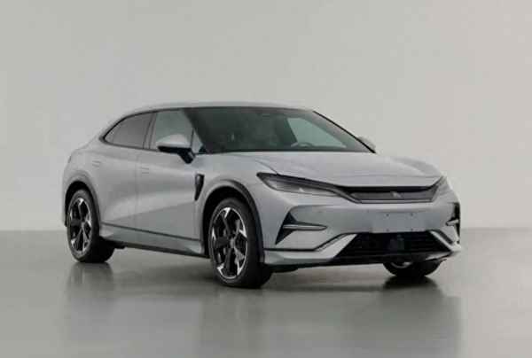 三個(gè)lll是什么車(chē)標(biāo)志圖片;三個(gè)lll是什么車(chē)標(biāo)志圖片長(zhǎng)短不齊