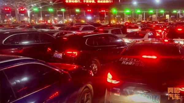 新手上高速走哪个车道;新手上高速走哪个车道比较安全