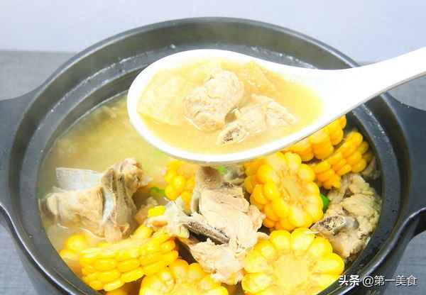 排骨香菇怎么做好吃、排骨香菇湯的做法大全家常竅門