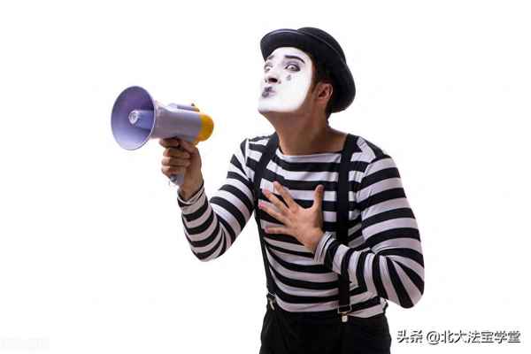 男扮女多次騙小額紅包;微信冒充女的每個人騙幾十塊