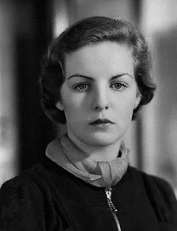 达西庄园的历史背景-达西庄园属于谁