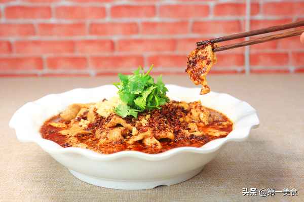 水煮肉片什么菜墊底好吃-水煮肉片配菜圖片