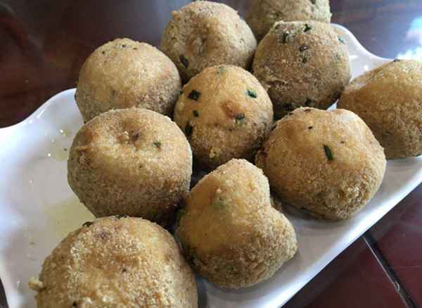 炸豆腐圓子空心要加多少堿、油炸豆腐圓子怎么做是空心的