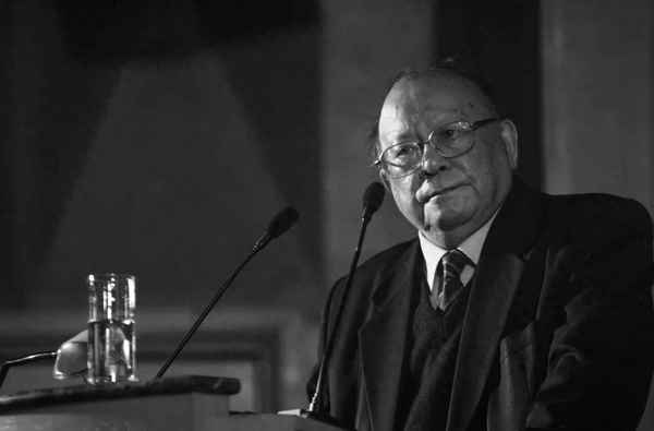 江财经杂志_江财经管