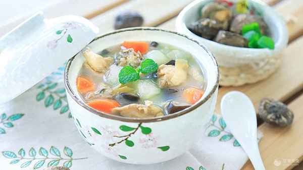 香菇土雞湯怎么燉最好喝;香菇土雞湯怎么燉最好喝竅門