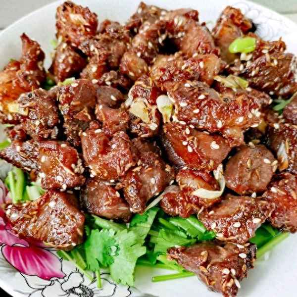 孜然羊肉的原料和調(diào)料-孜然羊肉的制作方法和步驟
