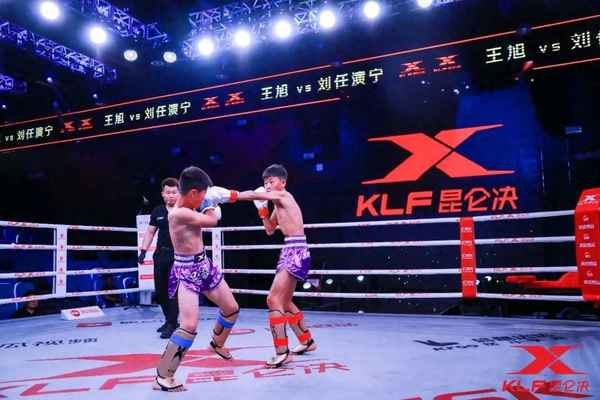 火车为啥临时停车、火车临时停车是因为什么