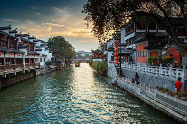 老人确定由一人赡养—老人确定由一人赡养吗