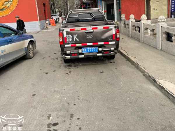 老款林肯轎車圖片;老款林肯suv車型加長款圖片