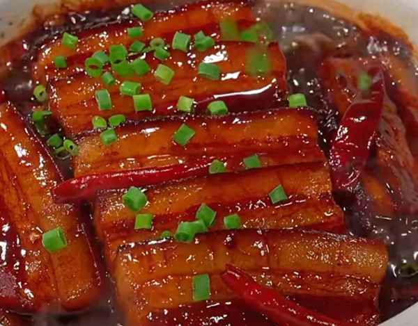 炸五花肉的做法 最正宗的做法,干炸五花肉的做法視頻
