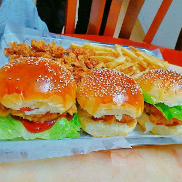 KFC的所有漢堡名單—漢堡品種大全