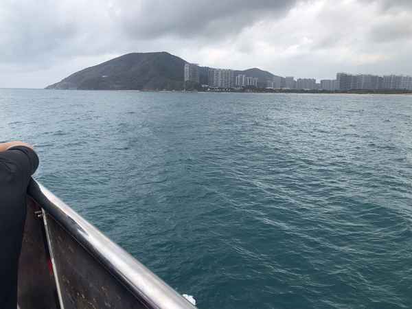 三亞顯示一直下雨 能去玩嗎—10月份適合去三亞嗎