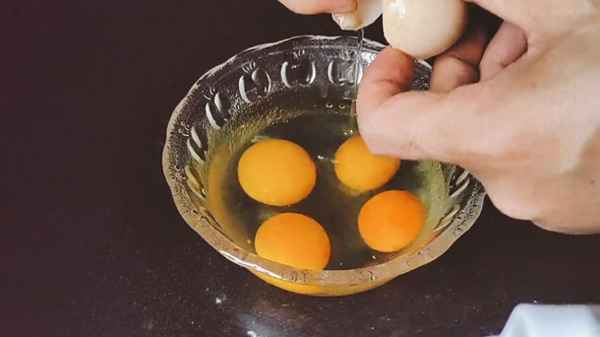 雞蛋糖水甜品做法大全—雞蛋糖水怎么做？可以用白砂糖嗎