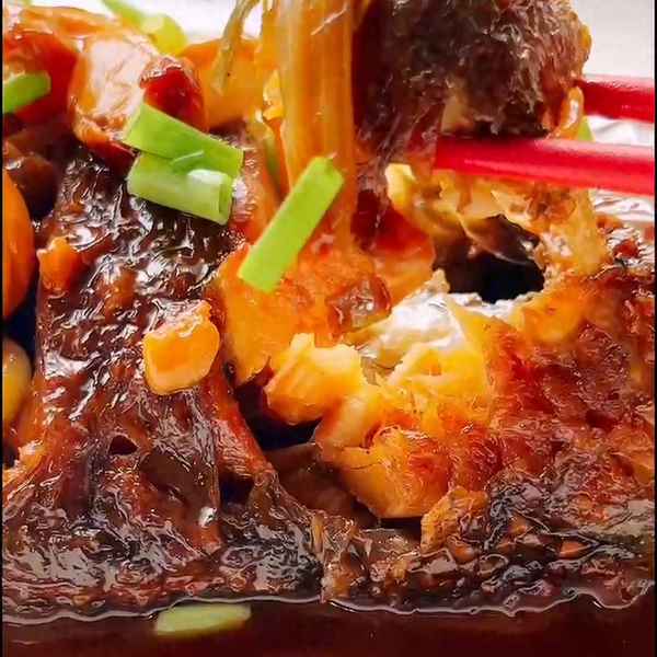 紅燒糖醋黃魚的家常做法-紅燒糖醋黃魚的家常做法視頻
