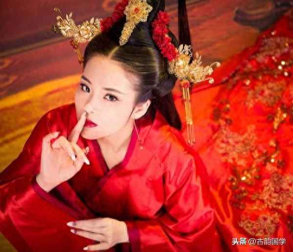 锦瑟是爱情诗还是悼亡诗、锦瑟无端五十弦 一弦一柱思华年