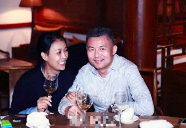 vics酒吧老板(inception酒吧 老板)