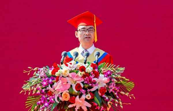 东北财经大学校长是谁;2017年东北财经大学校长