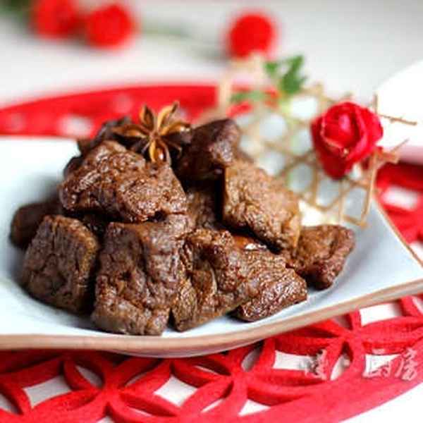 話梅蕓豆煮的湯有什么功效-話梅蕓豆吃多了會發胖嗎