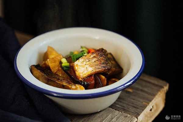 家常咸魚茄子煲的做法、咸魚茄子煲怎樣做