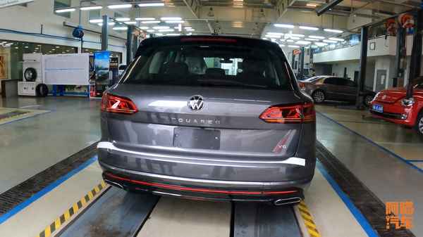 車子不打蠟會怎么樣(汽車不打蠟行不行)