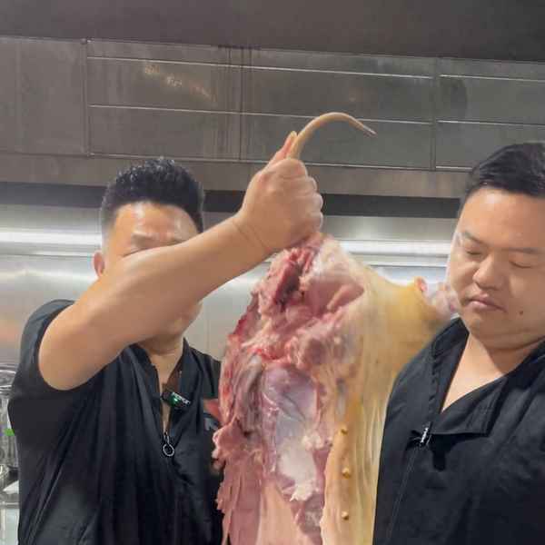 巴馬香豬肉怎么做最好吃—斑馬豬圖片
