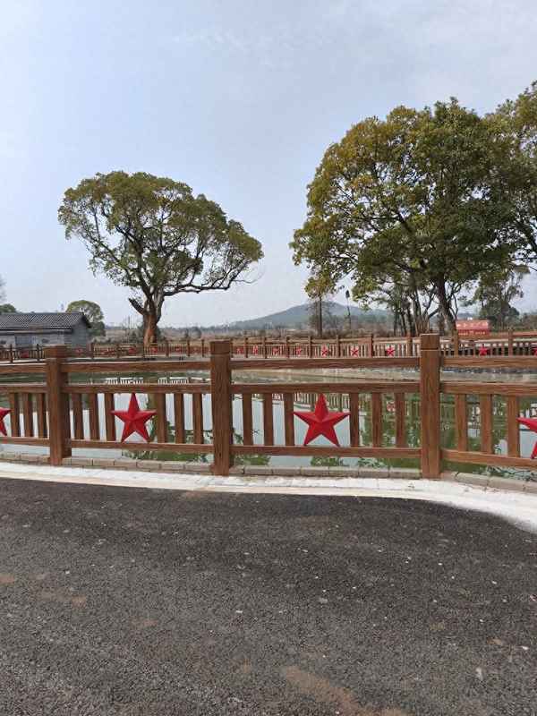 防腐木栅栏 围栏-防腐木栅栏围栏厂家