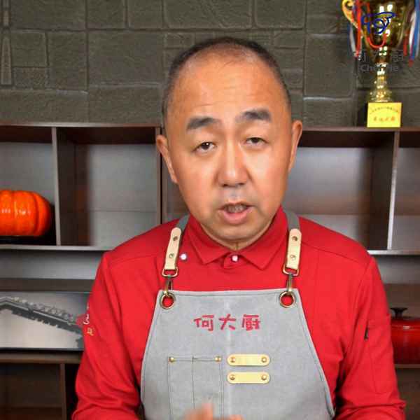 大鐵鍋燉魚(yú)的做法視頻-大鐵鍋燉魚(yú)的做法視頻大全