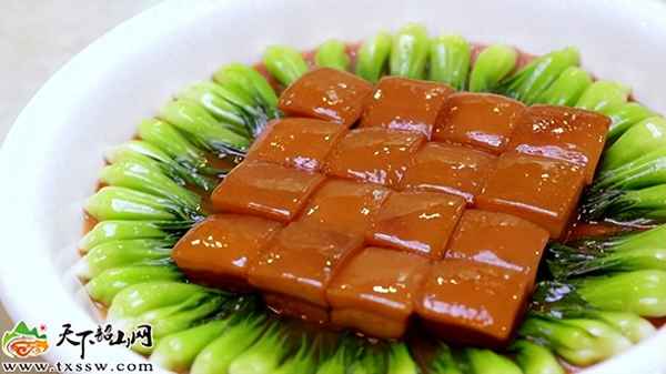毛氏紅燒肉的由來簡介(湖南菜三下鍋是什么)