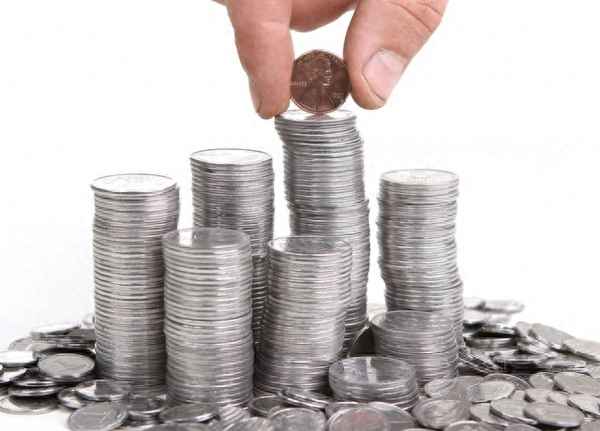 利用感情借钱不还的男人、男女交往骗了多少钱算诈骗