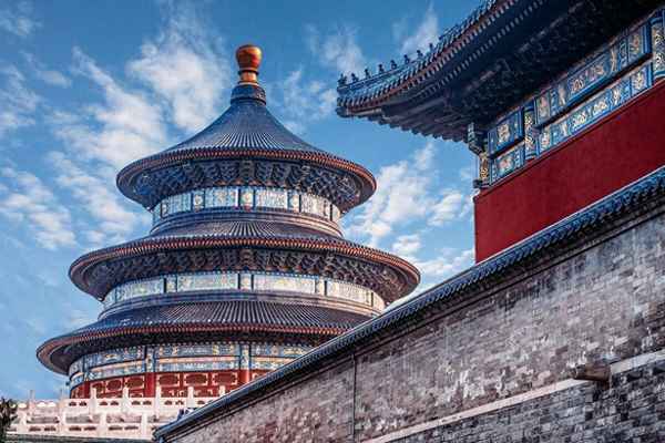 經(jīng)濟(jì)工作會(huì)議交流發(fā)言材料,經(jīng)濟(jì)工作會(huì)議典型發(fā)言