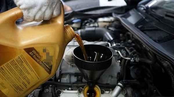 小车二次保养大概需要多少钱(小汽车二次保养多少钱)