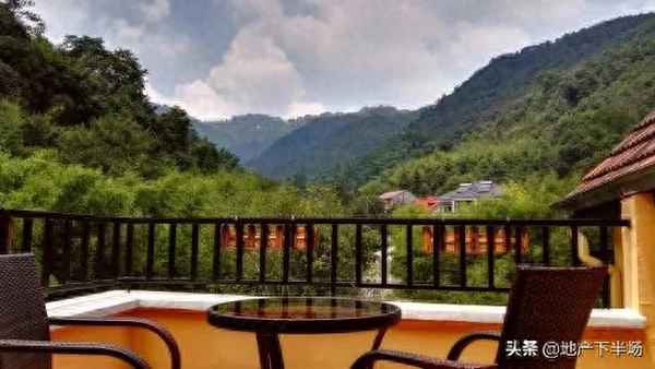 万科翡翠山语上稼轩中学-济南稼轩学校附近小区