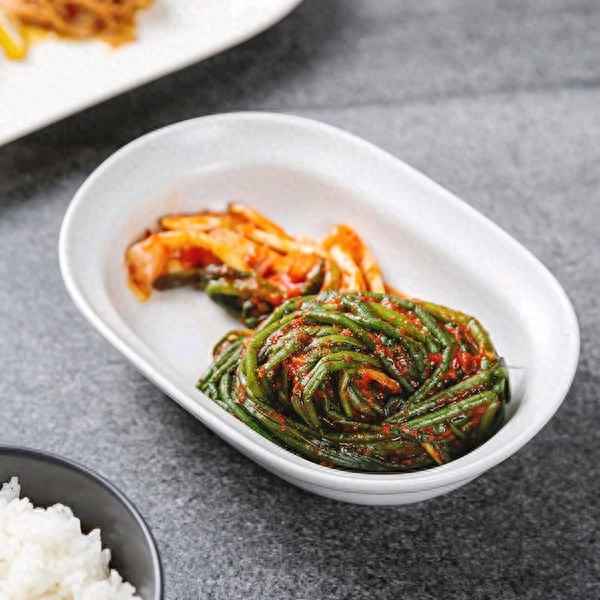 韓式小蘿卜泡菜的做法_韓式小蘿卜泡菜的做法大全
