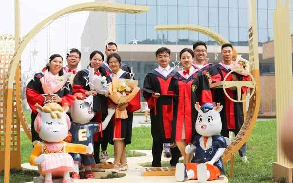 中央财经大学校园、中央财经大学校园环境